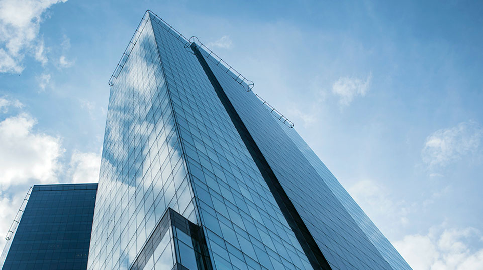 坐落于中國(guó)第一個(gè)石油基地――玉門，是生產(chǎn)各類真空油脂和特種潤(rùn)滑脂的專業(yè)公司，集研究、開發(fā)、生產(chǎn)于一體的生產(chǎn)經(jīng)營(yíng)企業(yè)。具有幾十年專業(yè)生產(chǎn)真空油脂和特種潤(rùn)滑脂的生產(chǎn)經(jīng)驗(yàn)，具有先進(jìn)的硬件設(shè)施－分子蒸餾裝置，可以使石油餾分低溫下切割到極窄流程，保證真空油脂產(chǎn)品性能，也具有國(guó)內(nèi)先進(jìn)的真空脂類產(chǎn)品的生產(chǎn)系統(tǒng)。不僅生產(chǎn)窄餾分、高粘度指數(shù)、低飽和蒸氣壓和極限壓強(qiáng)的礦物型擴(kuò)散泵油、增壓泵油和真空泵油系列，還生產(chǎn)高質(zhì)量的具有良好的塑性指標(biāo)低飽和蒸氣壓、附著力強(qiáng)、密封性能好...